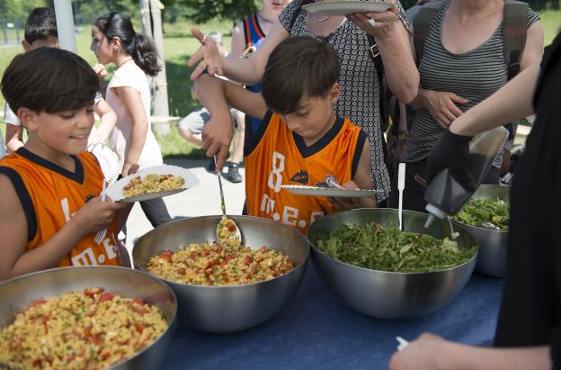 Sportfest mit ALBA in der Schule An der Wuhle am 24.06.2016