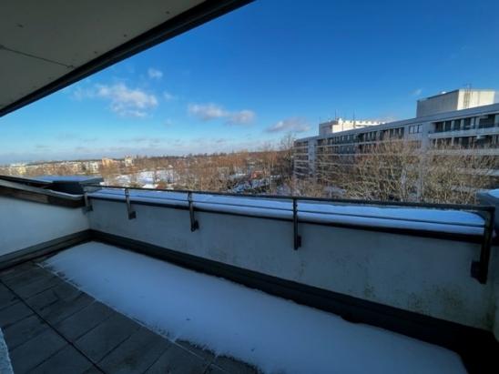 Balkon (Beispiel) Balkon (Beispiel)